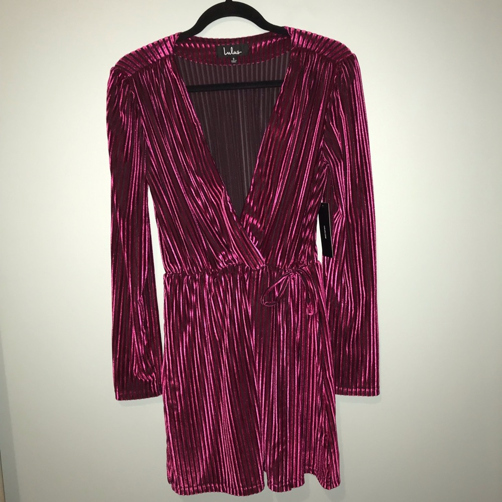 Small, Lulus velvet long sleeve dress